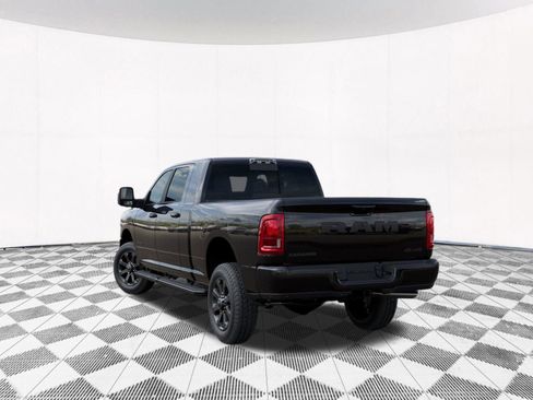 New 2026 RAM 2500 Laramie AWD/4WD image 4