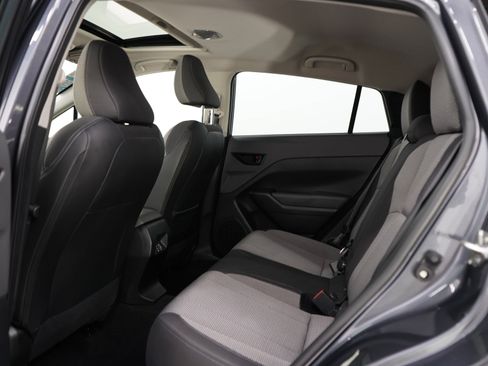 Used 2024 Subaru Crosstrek 2.0i Premium AWD/4WD image 17