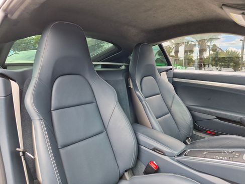 Certified 2022 Porsche 718 Cayman GTS RWD image 22