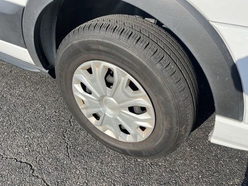 Used 2022 Ford Transit 350 XLT image 20