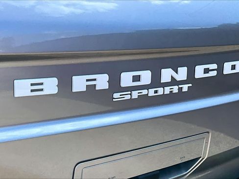Used 2023 Ford Bronco Sport Outer Banks w/ Tech Package AWD/4WD image 10