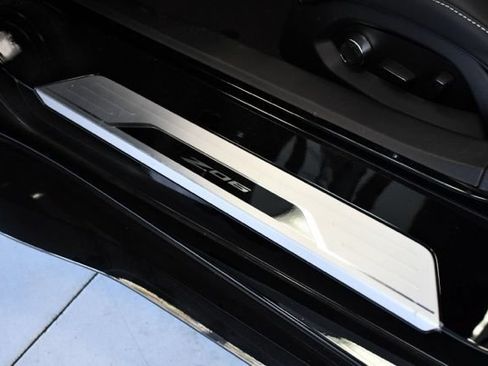 Used 2026 Chevrolet Corvette Z06 w/ Stealth Interior Trim Package RWD image 18