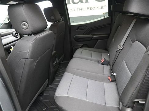 New 2026 Chevrolet Colorado W/T image 9