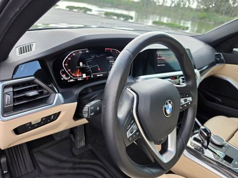 Used 2022 BMW 330i xDrive Sedan w/ Driving Assistance Package AWD/4WD image 17