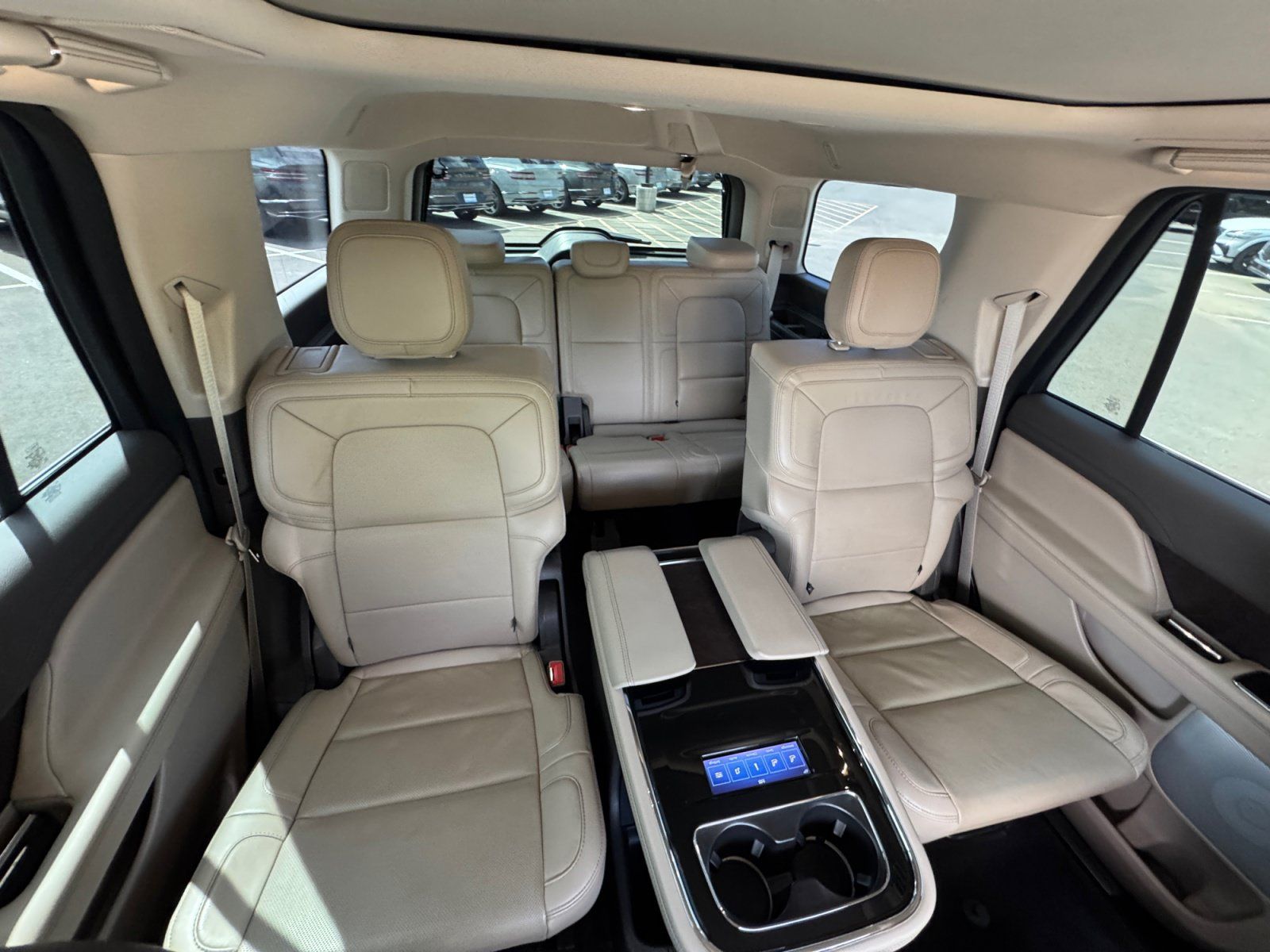 Used 2023 Lincoln Navigator Reserve RWD image 18