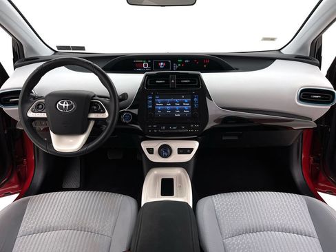 Used 2017 Toyota Prius Three FWD image 21