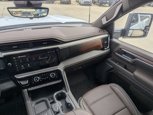 New 2026 GMC Sierra 2500 Denali w/ Technology Package image 20