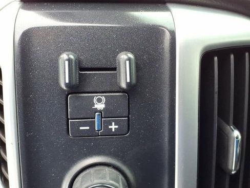 Used 2017 GMC Sierra 1500 SLE image 11