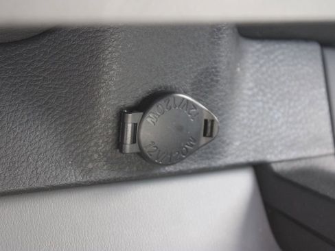 Used 2020 Toyota Avalon XLE w/ Moonroof Package FWD image 20