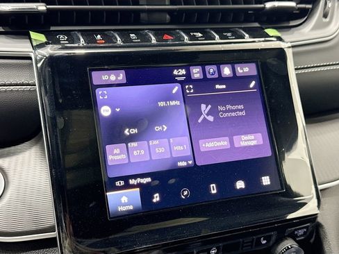 New 2025 Jeep Grand Cherokee L Laredo w/ Luxury Tech Group I image 37