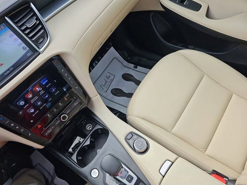 Used 2019 INFINITI QX50 Luxe w/ Navigation Package image 26