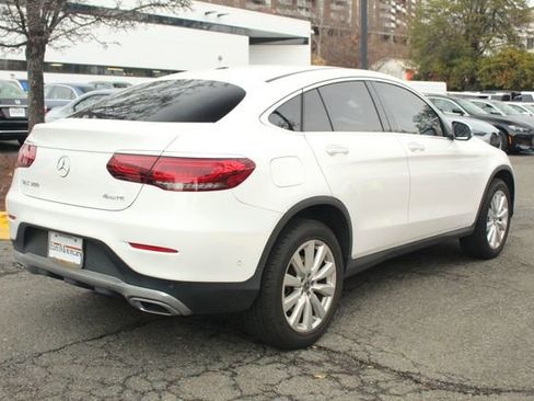 Used 2021 Mercedes-Benz GLC 300 4MATIC Coupe image 10