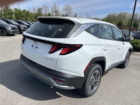 New 2026 Hyundai Tucson Blue SE image 7