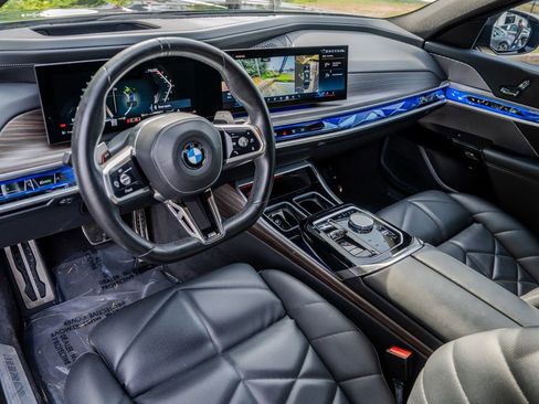 Used 2023 BMW 740i RWD image 4