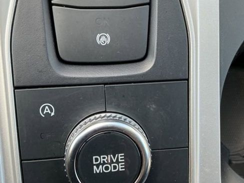 Used 2024 Ford Explorer XLT w/ Equipment Group 202A image 37