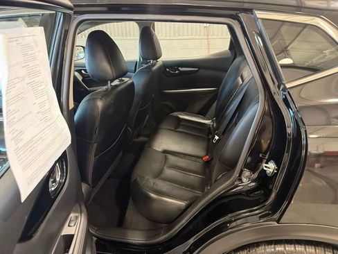 Used 2018 Nissan Rogue Sport SL AWD/4WD image 10