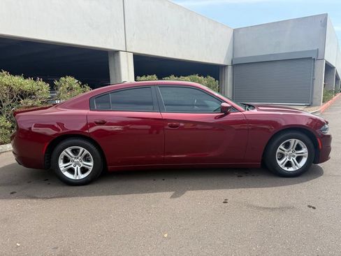 Used 2021 Dodge Charger SXT RWD image 18