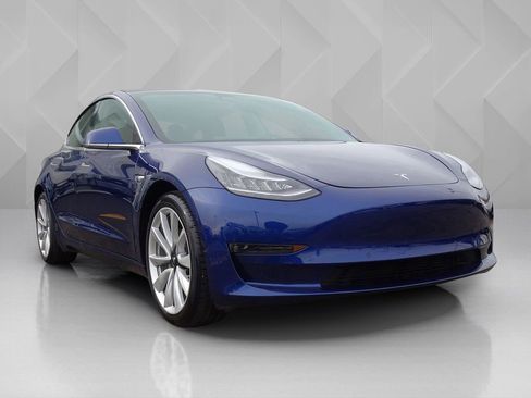 Used 2020 Tesla Model 3 image 7