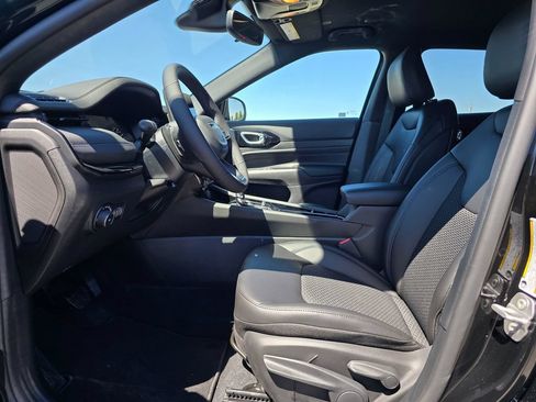 New 2026 Jeep Compass Latitude AWD/4WD image 13