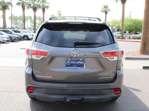 Used 2016 Toyota Highlander Limited w/ Driver Technology Package image 4