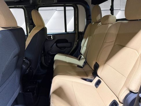 New 2026 Jeep Gladiator Sport AWD/4WD image 14