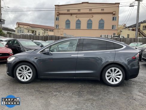 Used 2018 Tesla Model X 100D image 5
