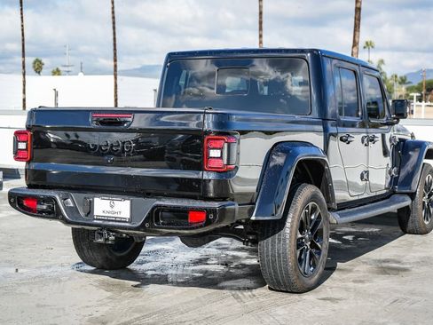 Certified 2022 Jeep Gladiator Overland image 7