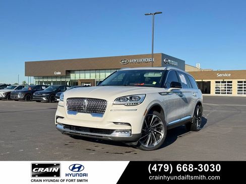 Used 2020 Lincoln Aviator Reserve w/ Equipment Group 202A AWD/4WD image 1