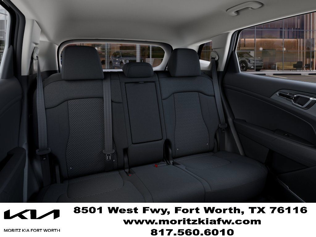 New 2027 Kia Sportage LX FWD image 16