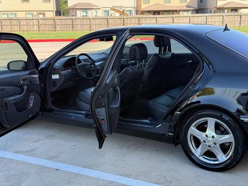 Used 2005 Mercedes-Benz S 500 image 10