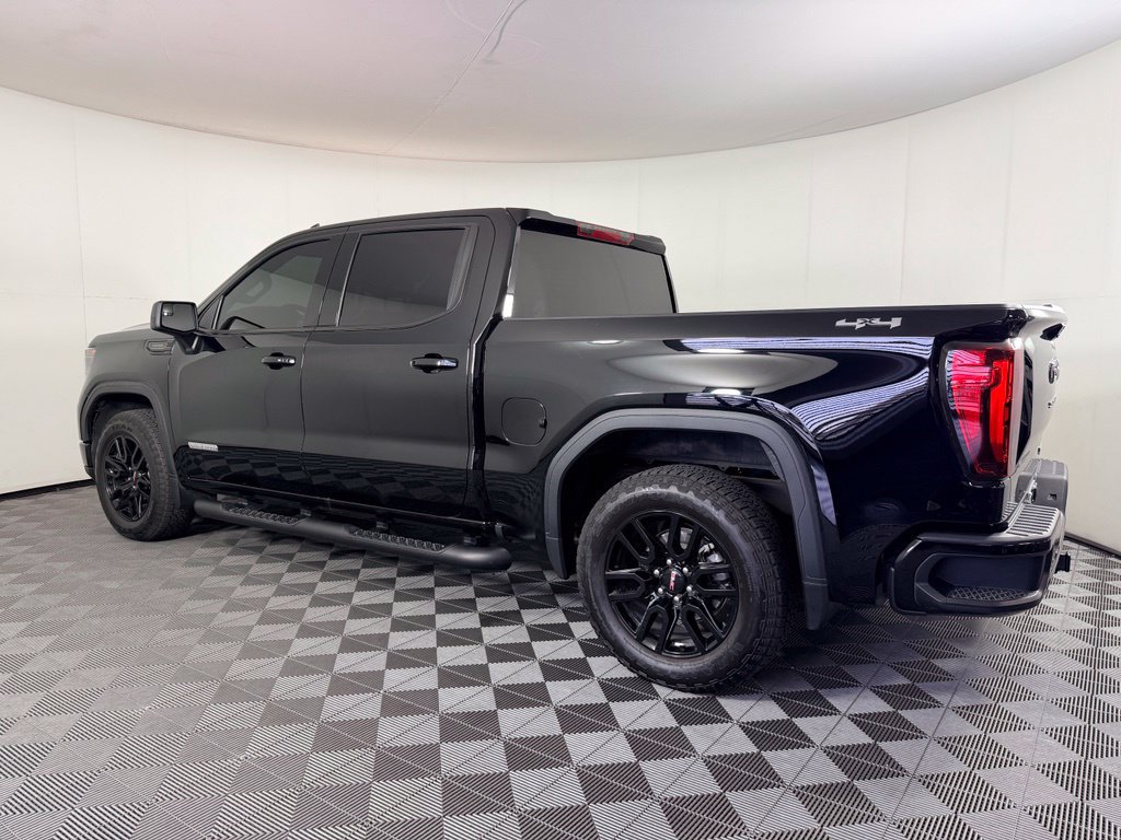 Used 2026 GMC Sierra 1500 Elevation w/ Elevation Select Package AWD/4WD image 9