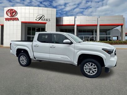 New 2024 Toyota Tacoma SR5 w/ SR5 Upgrade Package