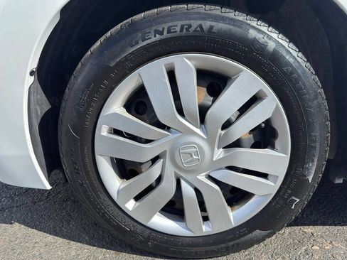 Used 2015 Honda Fit LX image 10