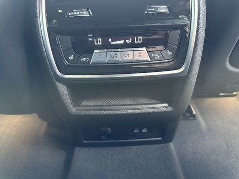 Used 2025 BMW X5 M Competition w/ Executive Package AWD/4WD image 40