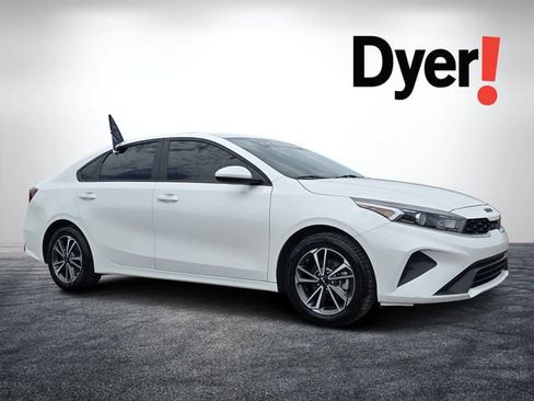 Certified 2023 Kia Forte LXS FWD image 1