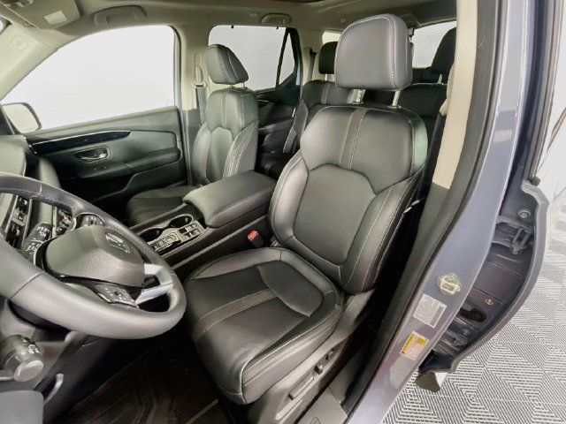 Used 2025 Honda Pilot Touring image 22