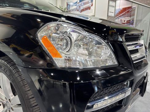 Used 2012 Mercedes-Benz GL 450 4MATIC image 25