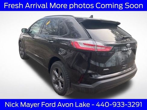 Used 2023 Ford Edge SEL w/ Sport Appearance Package image 5