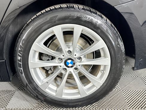Used 2016 BMW 320i Sedan w/ Driver Assistance Package RWD image 35