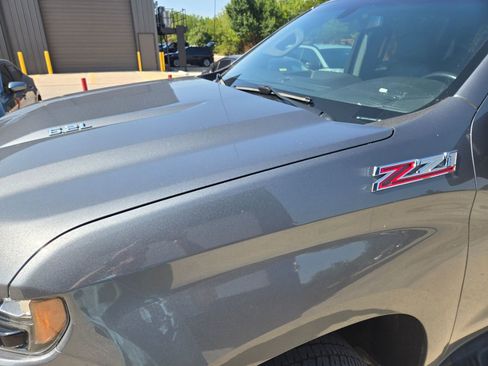 Used 2022 Chevrolet Silverado 1500 LT Trail Boss w/ LT Trail Boss Premium Package image 4