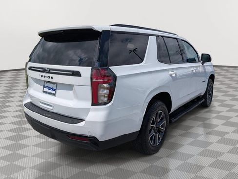 Used 2023 Chevrolet Tahoe Z71 w/ Luxury Package AWD/4WD image 5