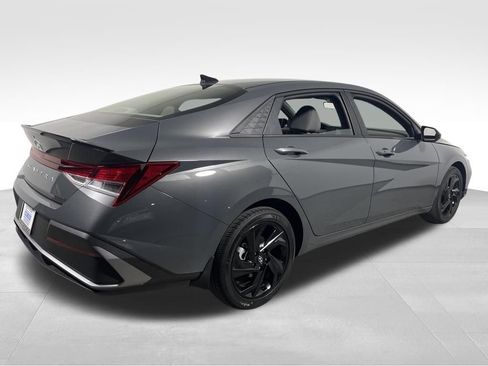 New 2026 Hyundai Elantra Sport image 5