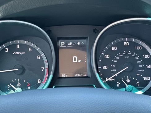 Used 2017 Hyundai Santa Fe Sport AWD/4WD image 10