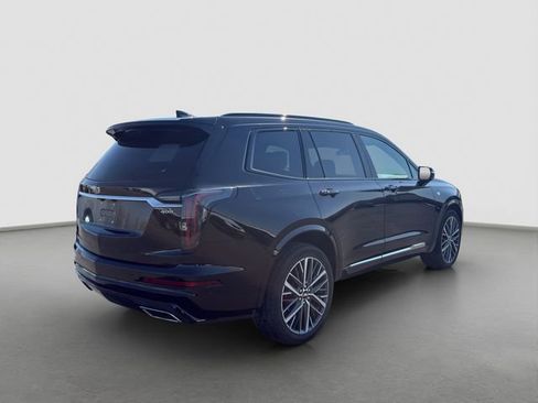 Used 2024 Cadillac XT6 Sport w/ LPO, Floor Liner Package AWD/4WD image 6