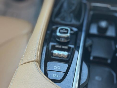 Used 2016 Volvo XC90 T6 Momentum w/ Protection Package Plus image 33