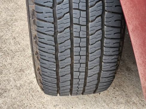 Used 2019 RAM 1500 Laramie RWD image 11