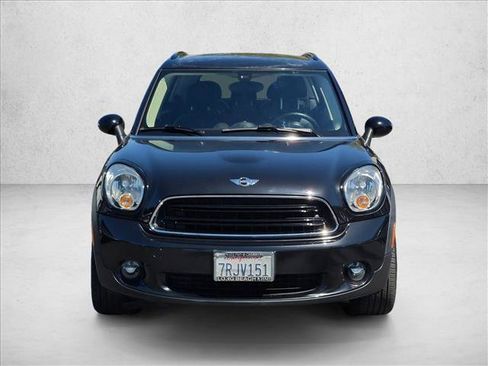 Used 2016 MINI Cooper Countryman FWD image 2
