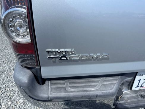 Used 2013 Toyota Tacoma 4x4 Double Cab w/ TRD Off-Road Pkg image 15