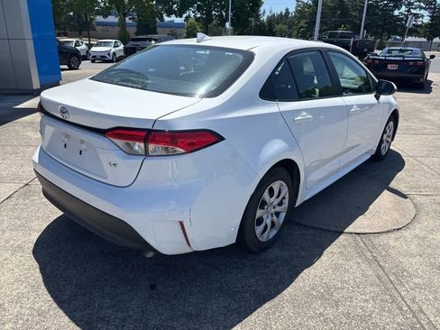 Used 2024 Toyota Corolla LE FWD image 8