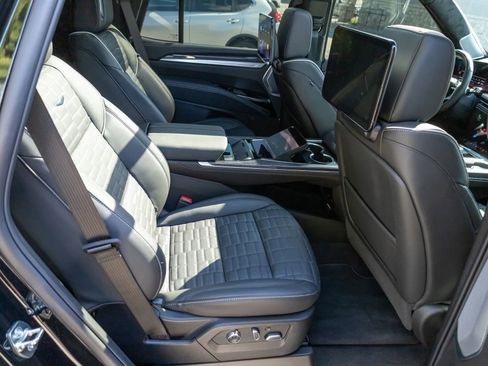 Used 2026 Cadillac Escalade V AWD/4WD image 74